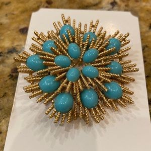 Eye Catching pin gold & Turquoise color